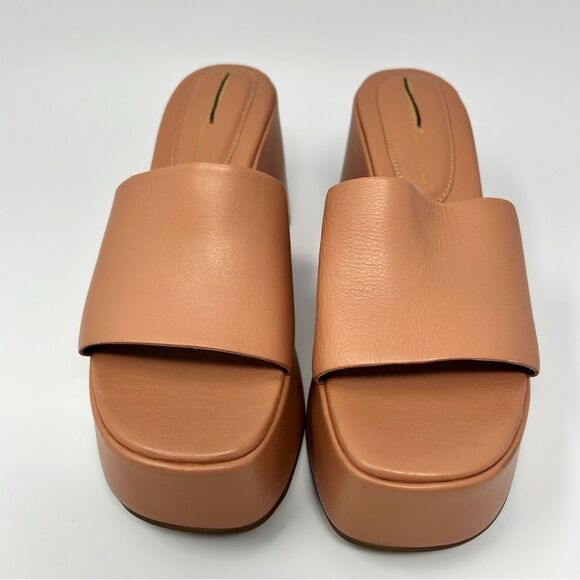 Intentionally Blank Tiba Sandal - Picture 4 of 10